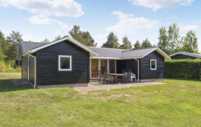 3 Bedroom Stunning Home In Fårvang